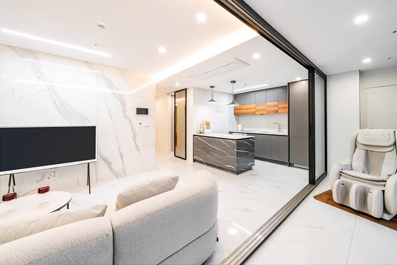 Uh Flat The Seocho Apartment Seoul Luaran gambar