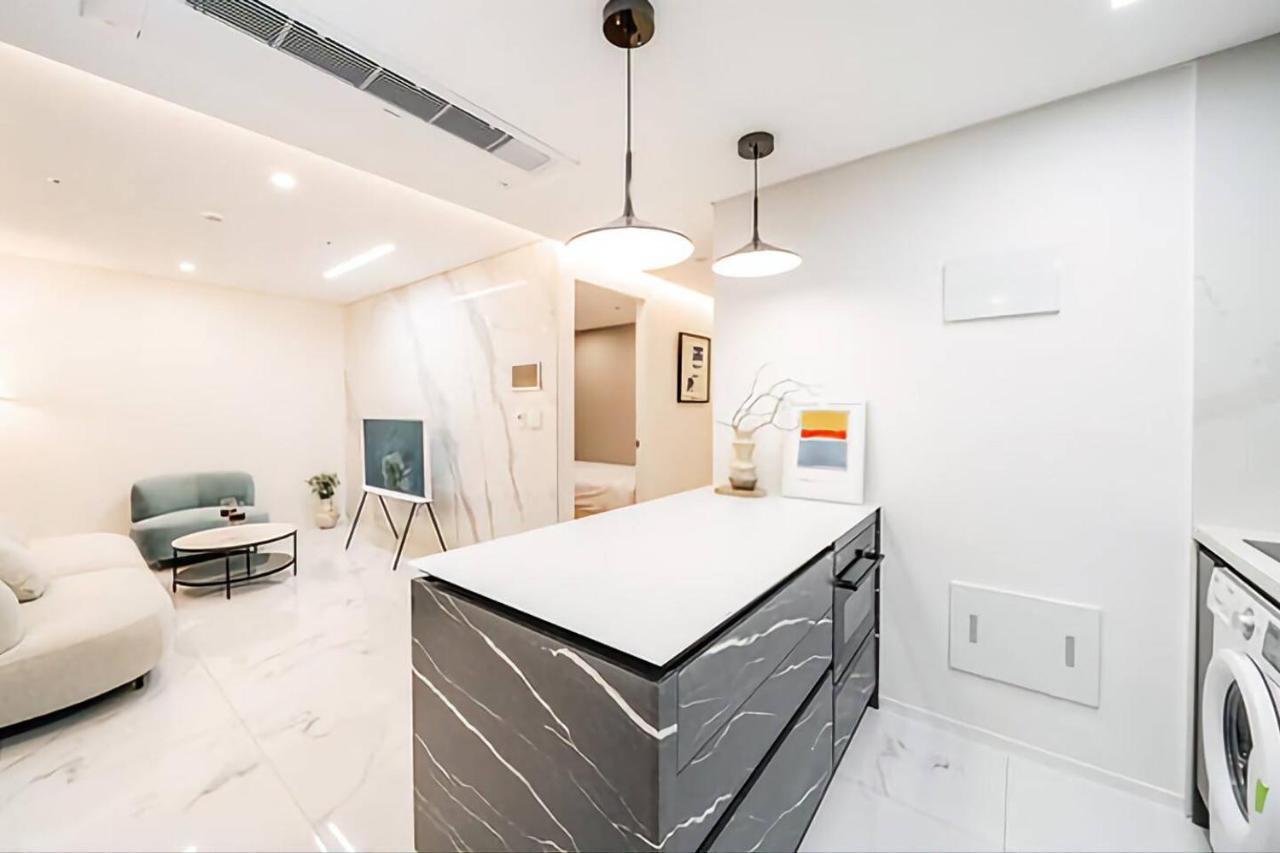 Uh Flat The Seocho Apartment Seoul Luaran gambar